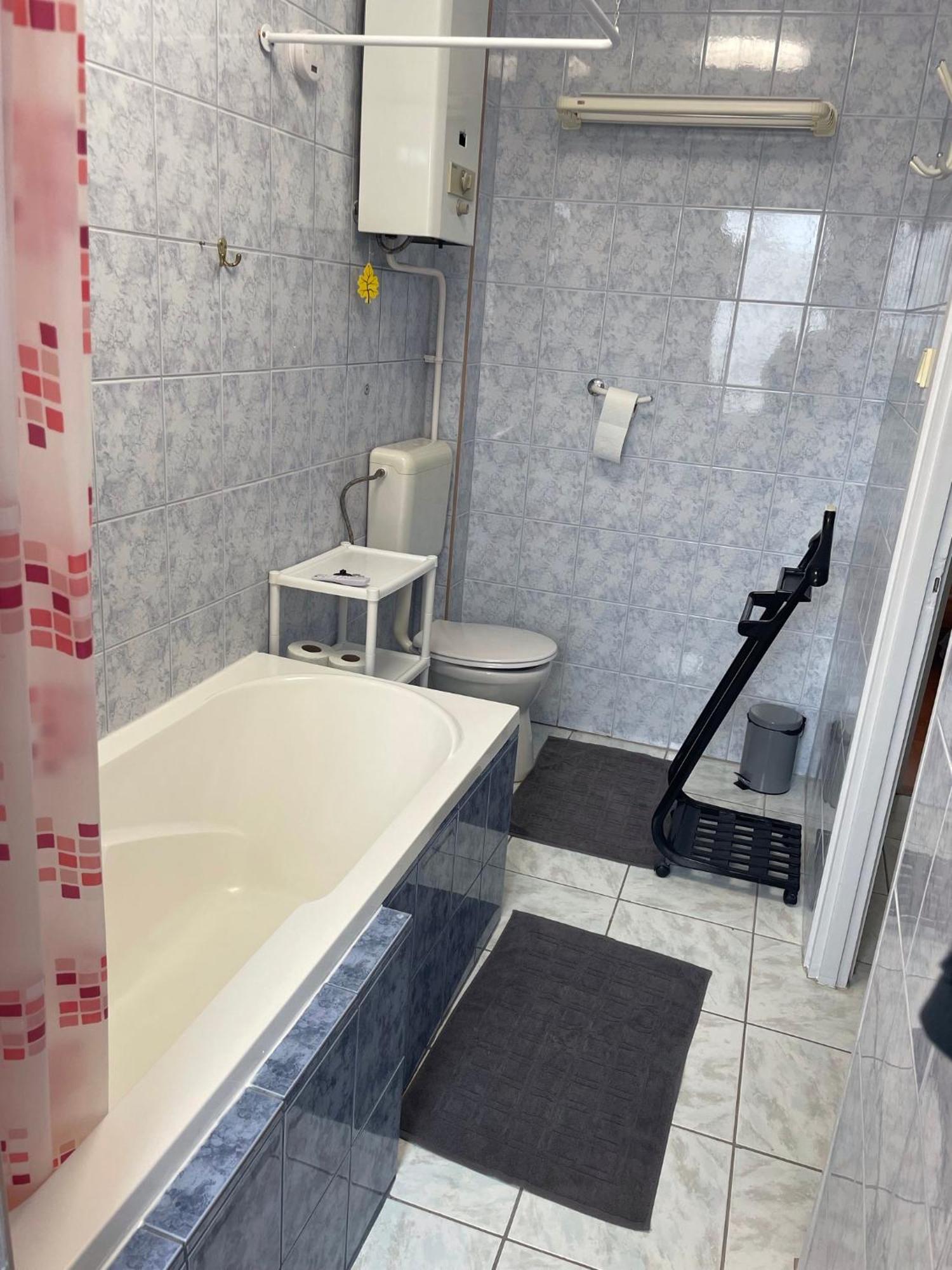 Var-Lak Apartman Balatonfuzfo Luaran gambar