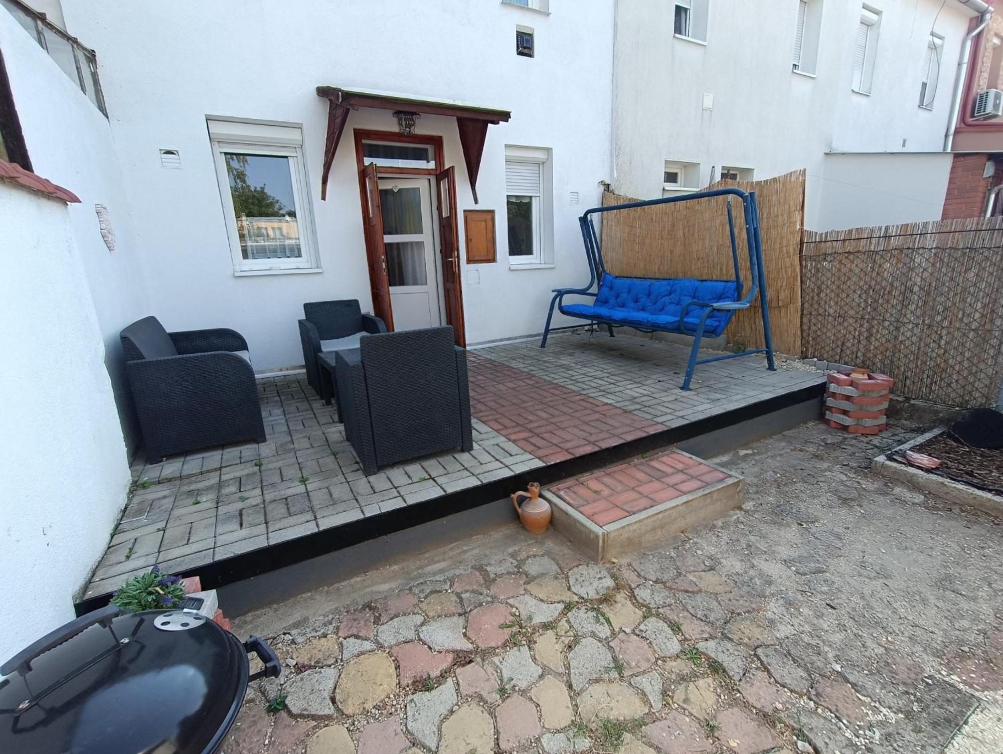 Var-Lak Apartman Balatonfuzfo Luaran gambar